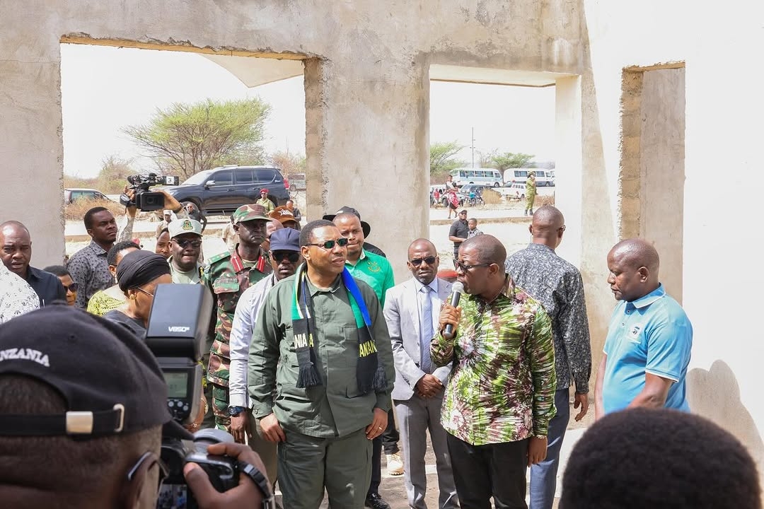 WAZIRI MKUU DKT. MWIGULU AAGIZA MKANDARASI KUKAMATWA NA KUZUIWA KUSAFIRI