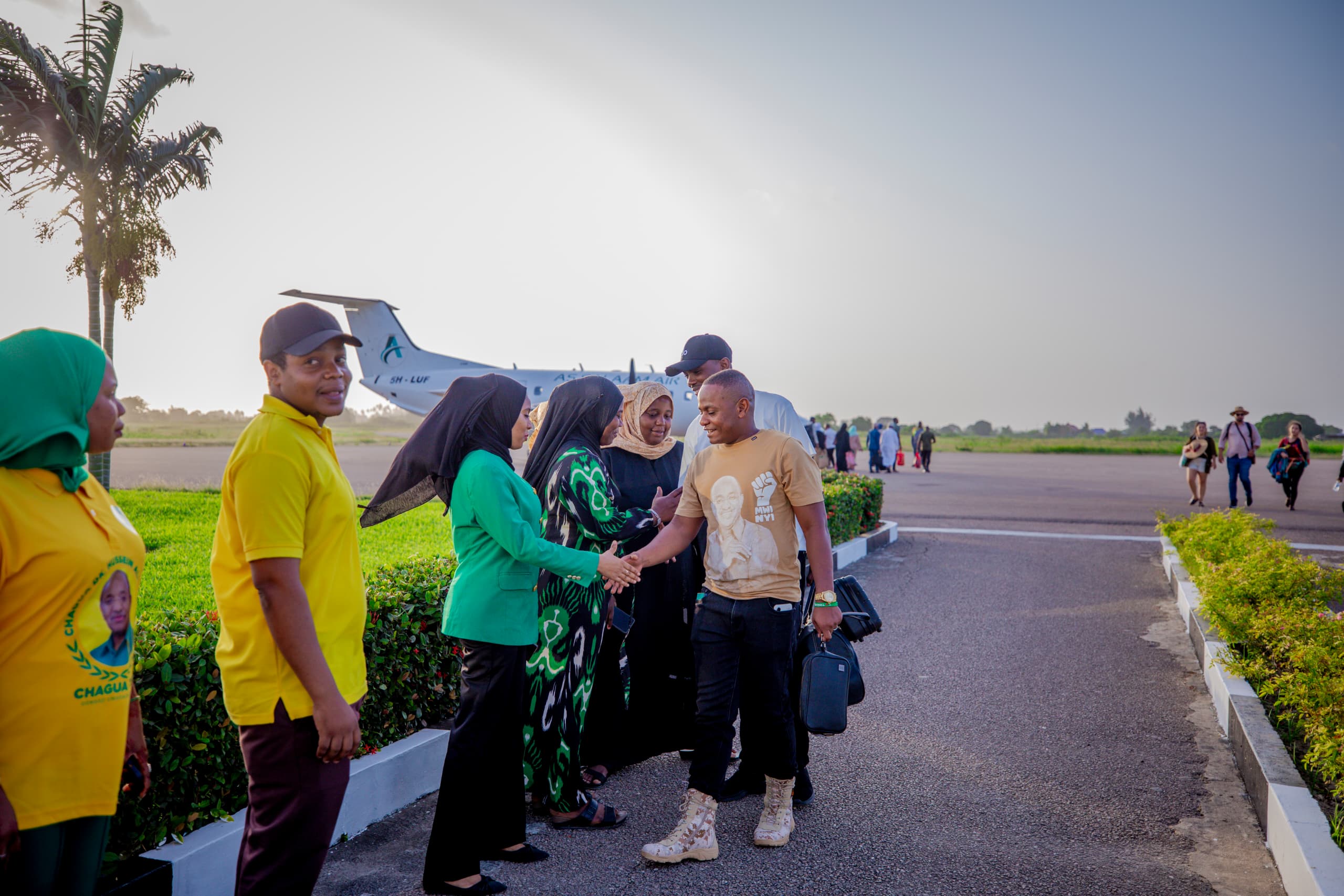 KAWAIDA AWASILI PEMBA KUFUNGA MATEMBEZI YA MAADHIMISHO YA MIAKA 62 YA MAPINDUZI MATUKUFU YA ZANZIBAR