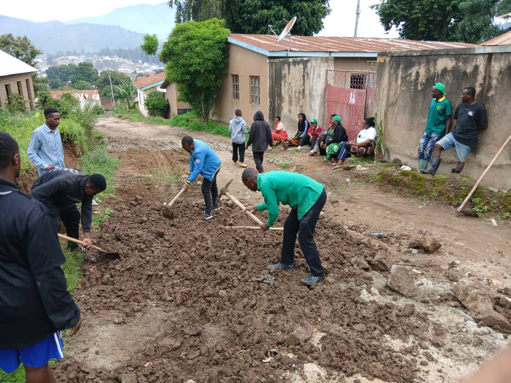 UVCCM MBEYA MJINI YAADHIMISHA MIAKA 49 YA CCM KWA SHUGHULI ZA KIMAENDELE MBEYA MJINI