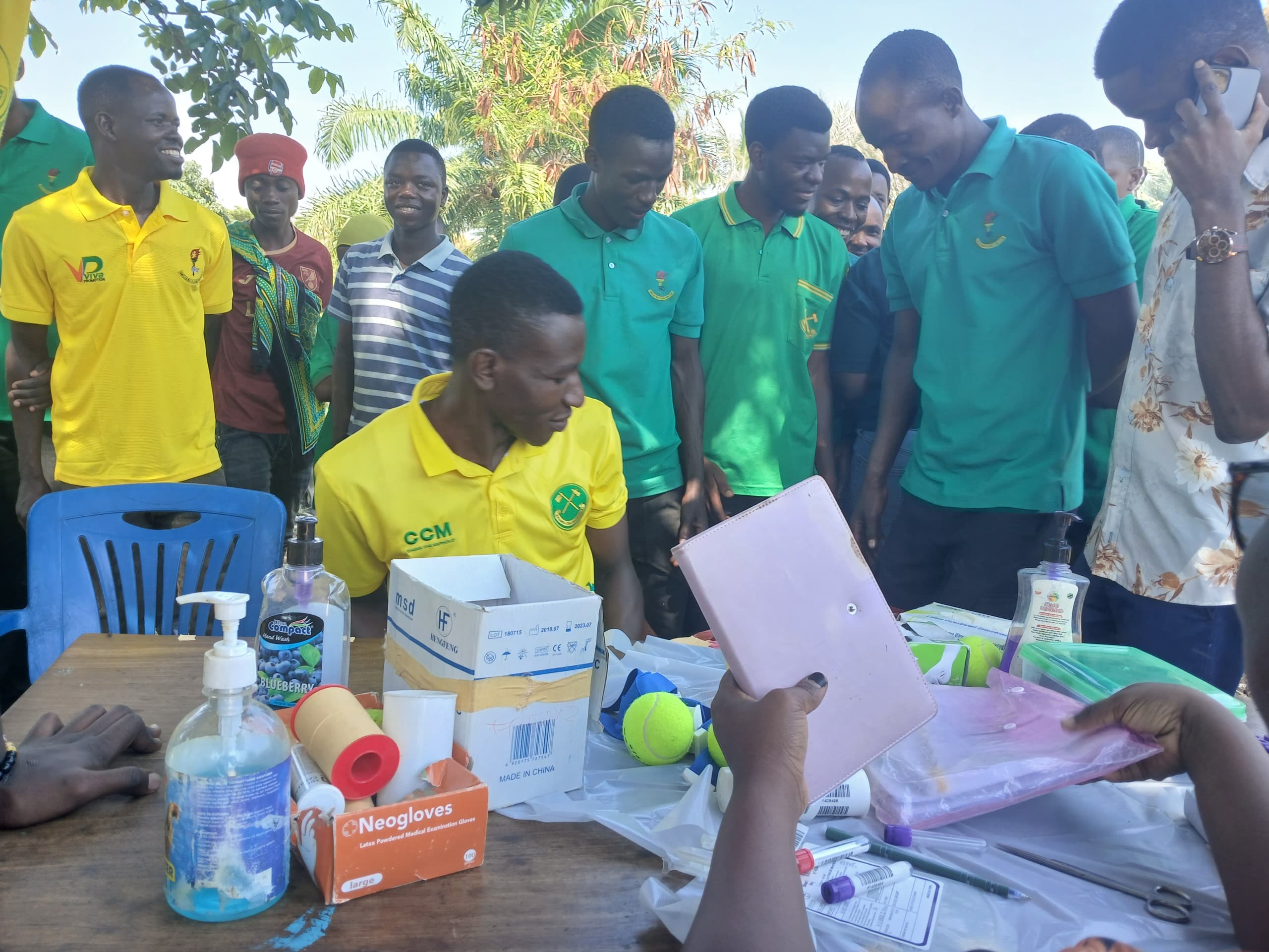 UVCCM Tabora Mjini yaongoza Usafi na Uchangiaji wa Damu Zahanati ya Ng'ambo Kuelekea Miaka 49 ya CCM